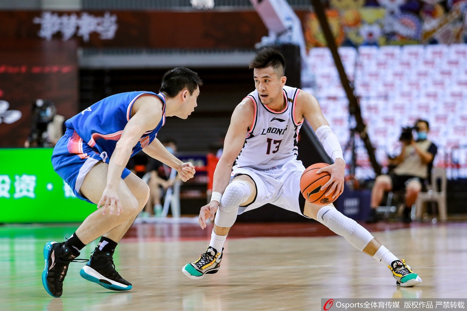 mk体育官方网站-今夜西汉姆备战社区盾，迎来里程碑细节曝光，球迷炸锅，纪律约束更严格