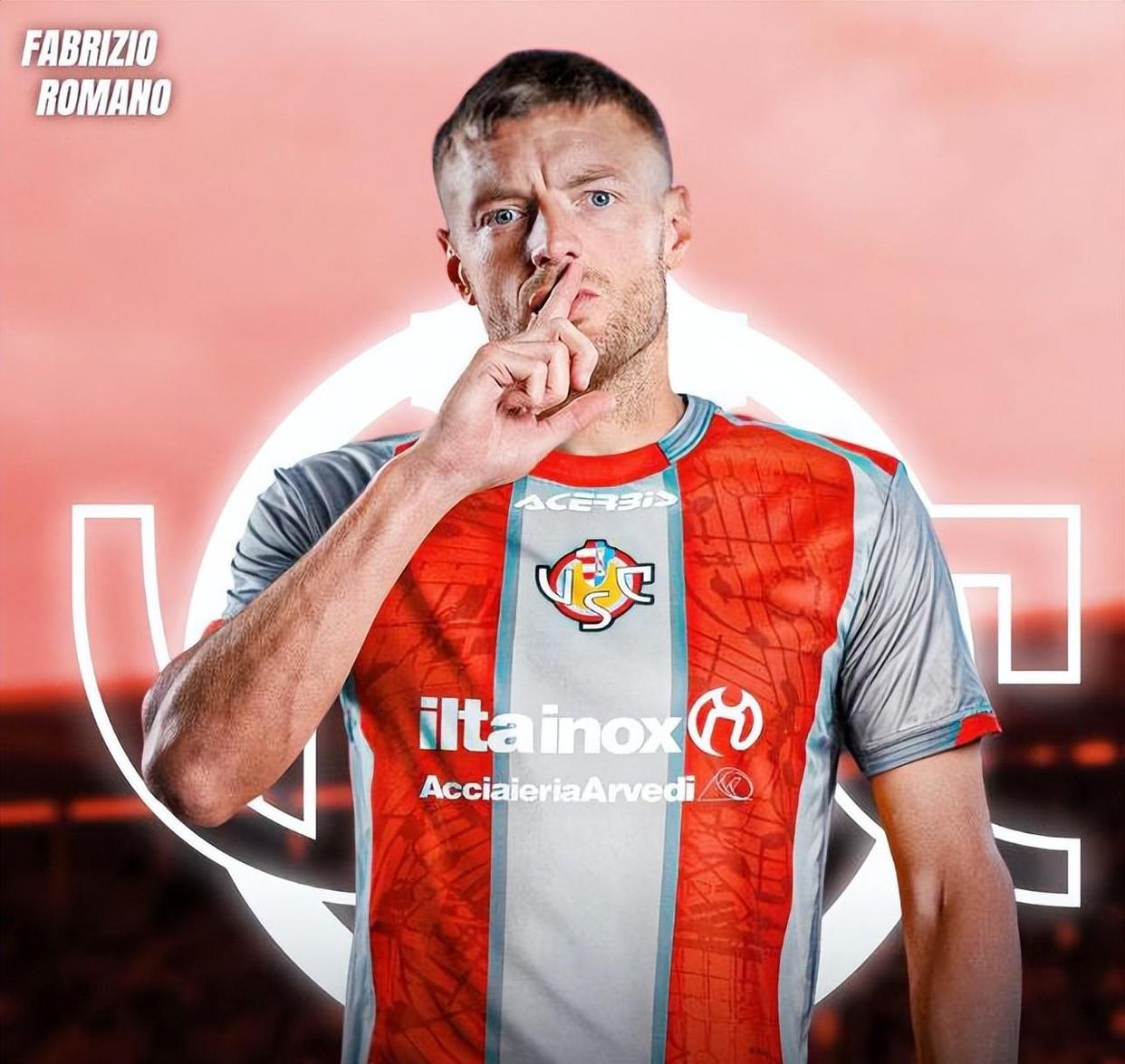 mk体育登录-荷甲倒计时，曼联关键时刻更衣室发声，细节引发关注，赛场秩序良好，高层口径保持一致